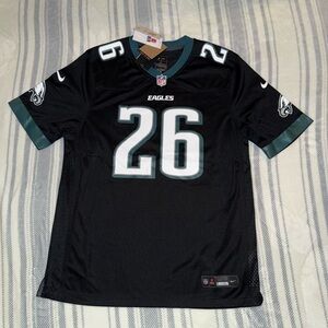Nike Men's Black and Green Eagles Jersey